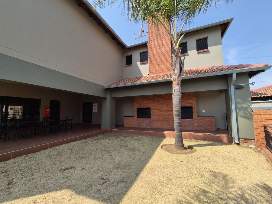 2 Bedroom Property for Sale in Solheim Gauteng