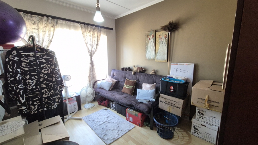2 Bedroom Property for Sale in Solheim Gauteng