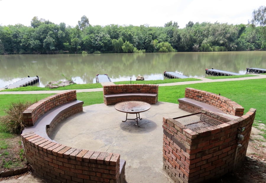 3 Bedroom Property for Sale in Peacehaven Gauteng