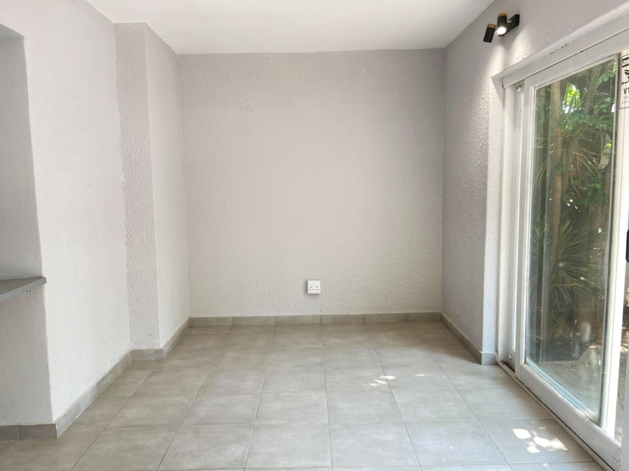 To Let 1 Bedroom Property for Rent in Linden Gauteng
