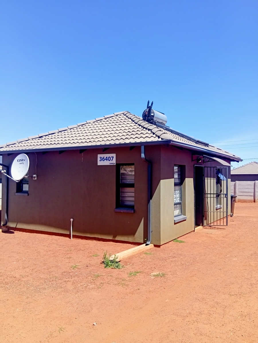 2 Bedroom Property for Sale in Protea Glen Gauteng