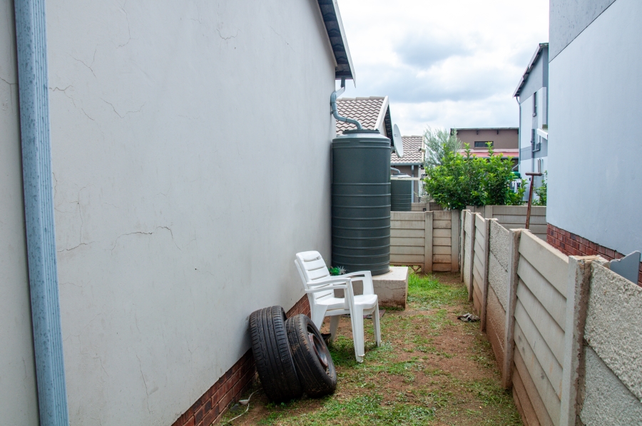3 Bedroom Property for Sale in Noordwyk Gauteng