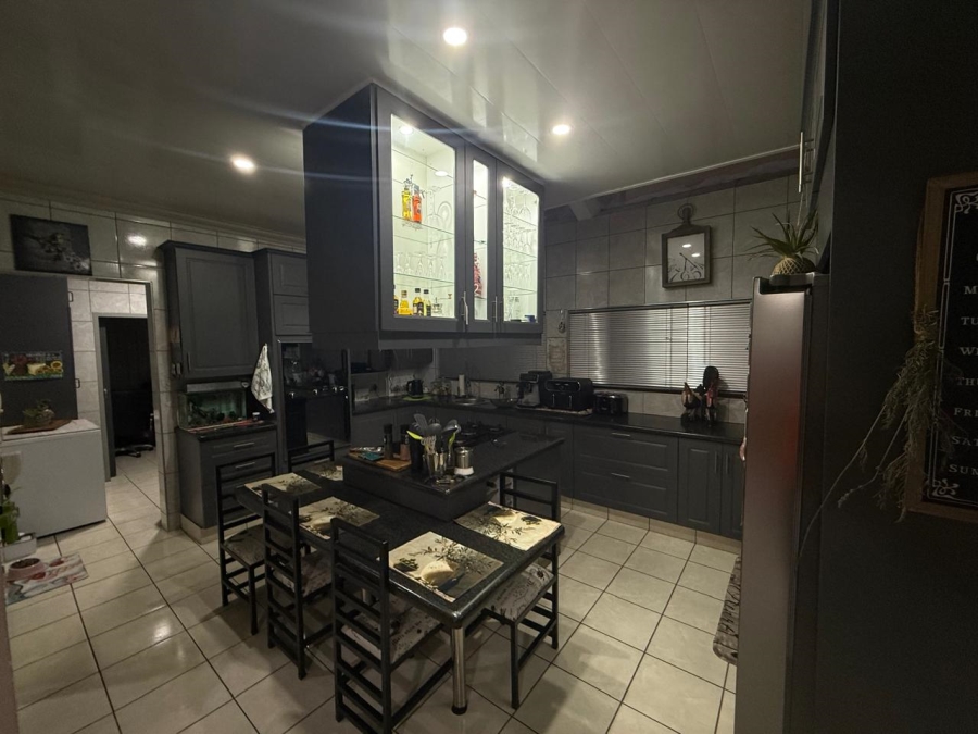 3 Bedroom Property for Sale in Arcon Park Gauteng