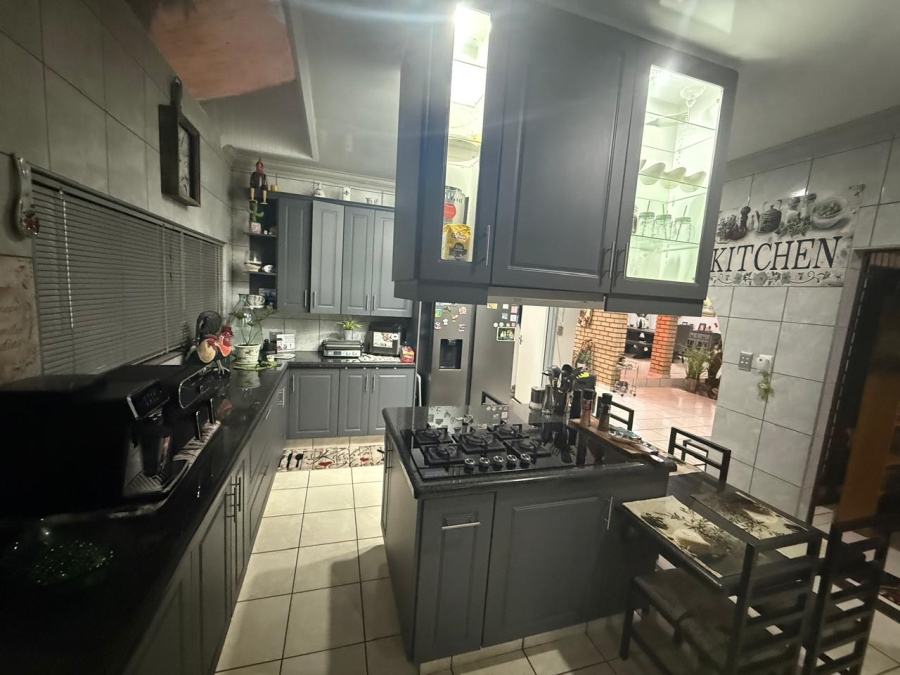 3 Bedroom Property for Sale in Arcon Park Gauteng