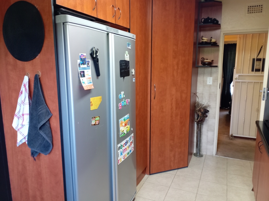 3 Bedroom Property for Sale in Weltevreden Park Gauteng