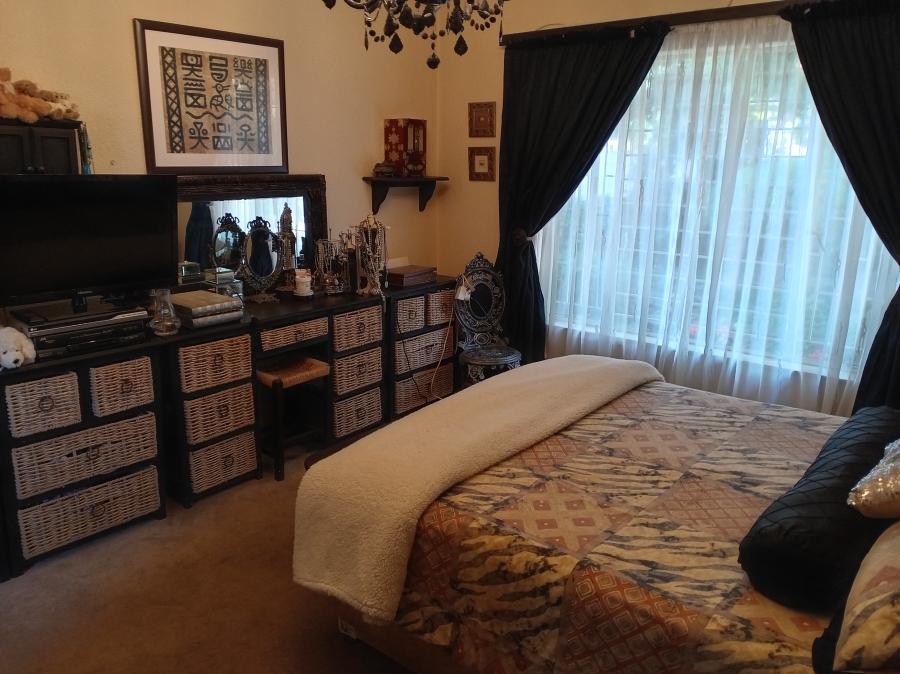 3 Bedroom Property for Sale in Weltevreden Park Gauteng