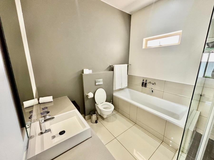 2 Bedroom Property for Sale in Rosebank Gauteng