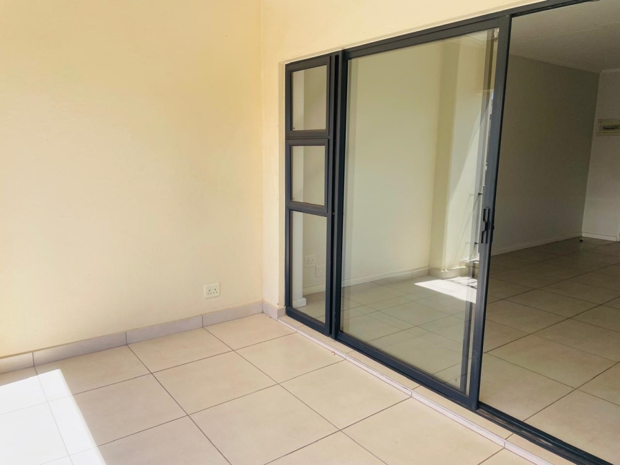 To Let 2 Bedroom Property for Rent in Kyalami Hills Gauteng