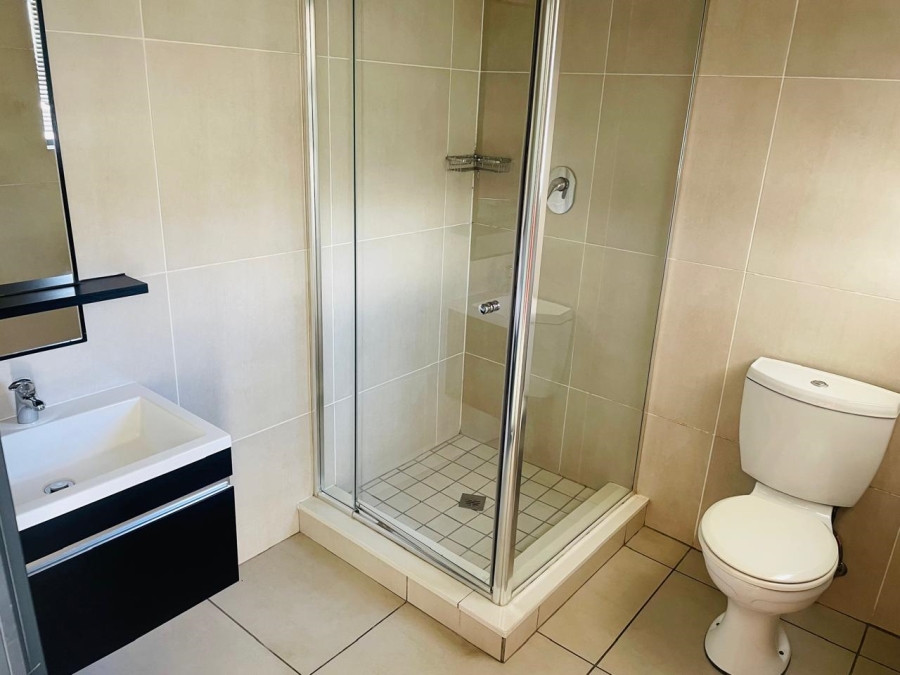 To Let 2 Bedroom Property for Rent in Kyalami Hills Gauteng