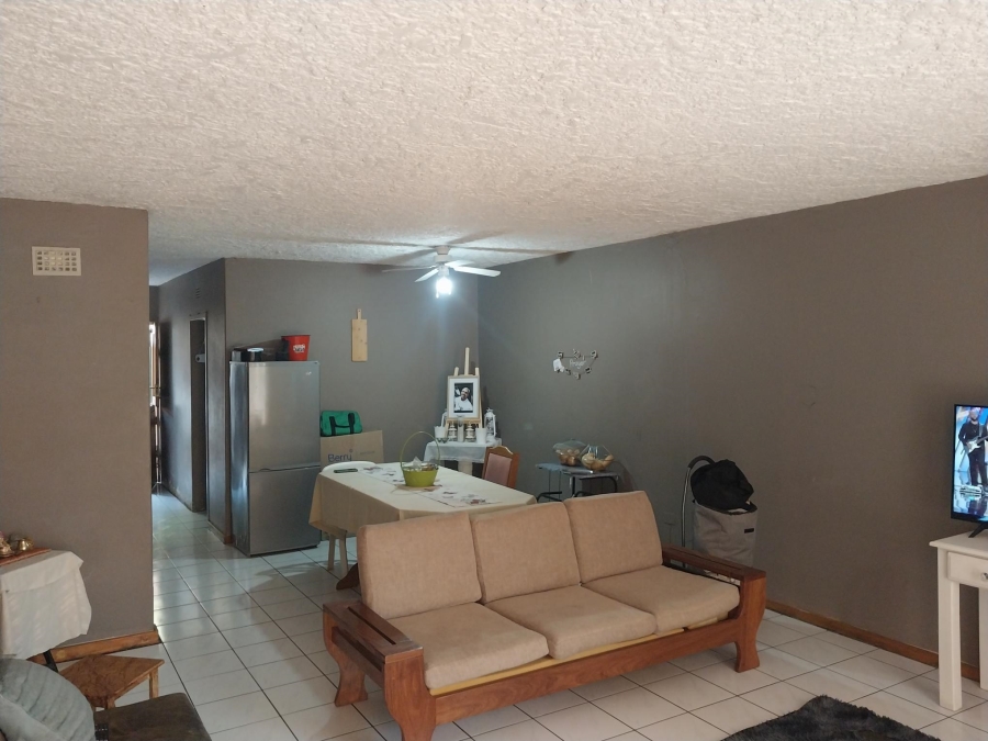 2 Bedroom Property for Sale in Windsor Gauteng
