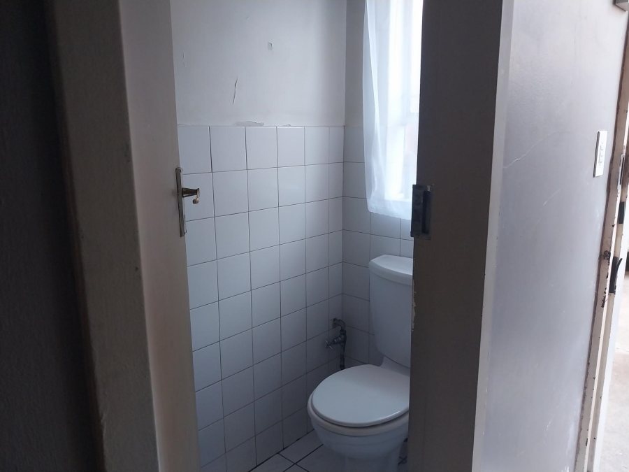2 Bedroom Property for Sale in Windsor Gauteng