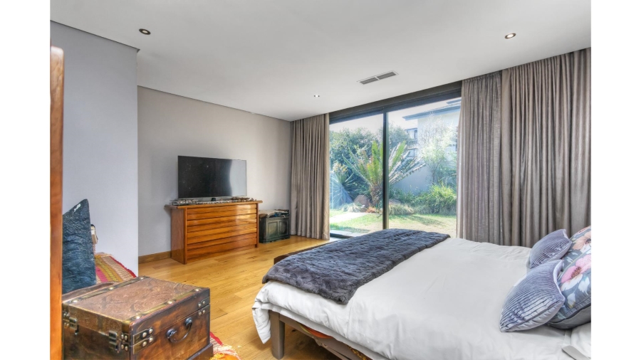 To Let 4 Bedroom Property for Rent in Waterfall Country Estate Gauteng