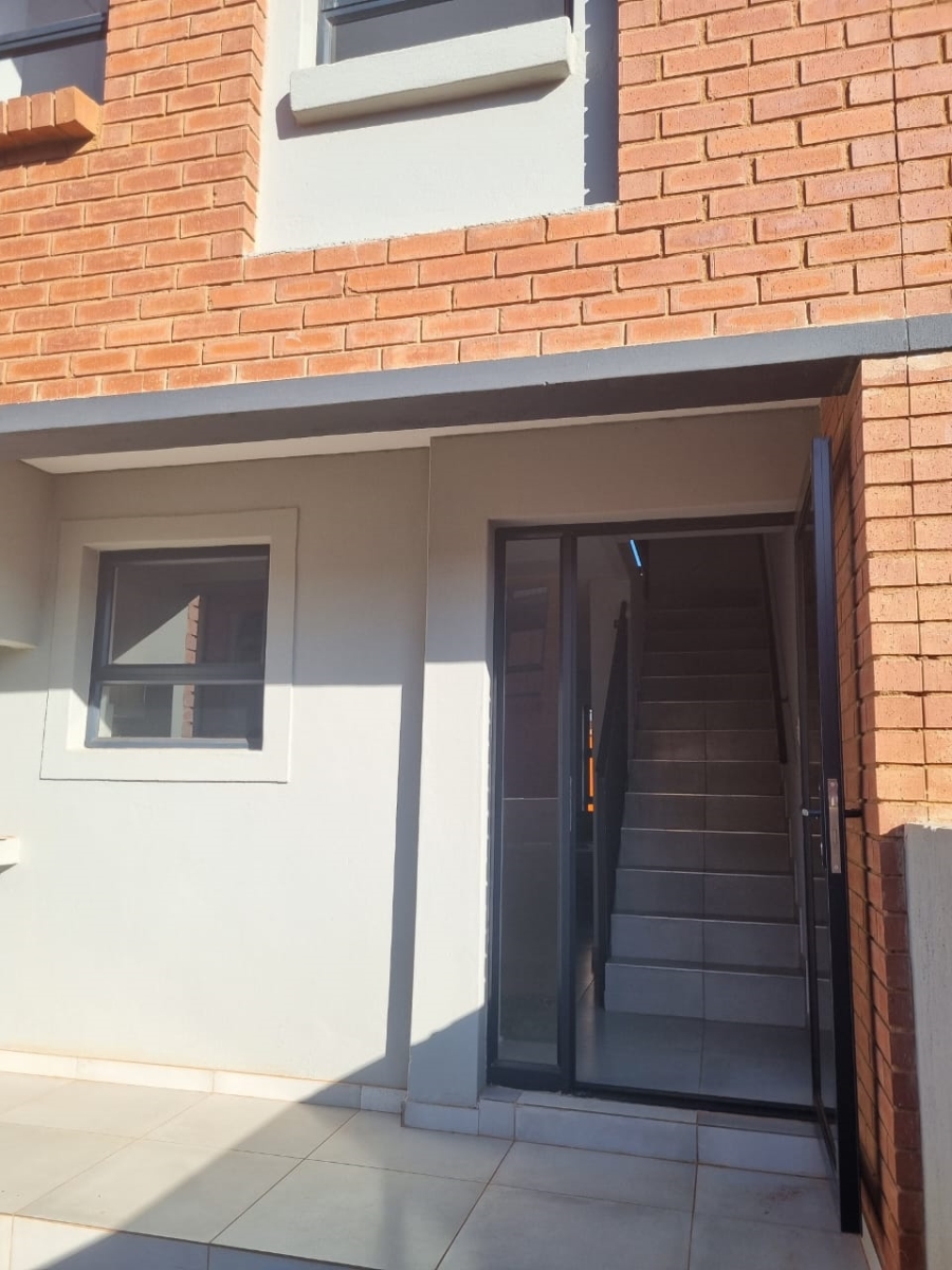 3 Bedroom Property for Sale in Theresa Park Gauteng