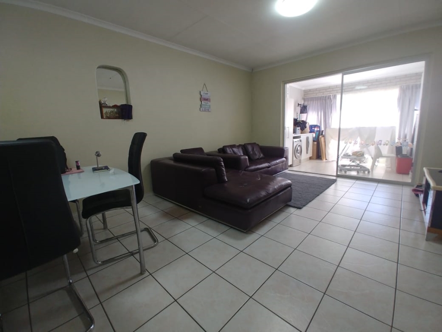 2 Bedroom Property for Sale in Northcliff Gauteng