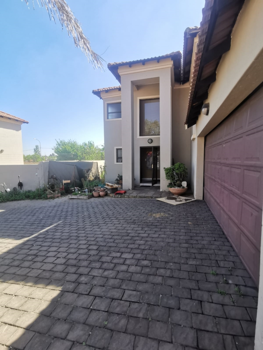 3 Bedroom Property for Sale in Rand Collieries Gauteng