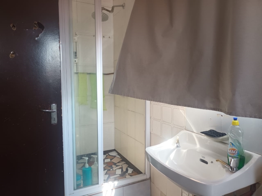 4 Bedroom Property for Sale in Lotus Gardens Gauteng