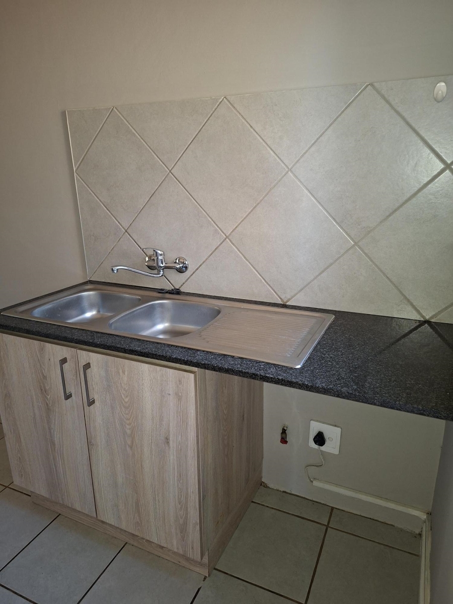 2 Bedroom Property for Sale in Montana Gauteng