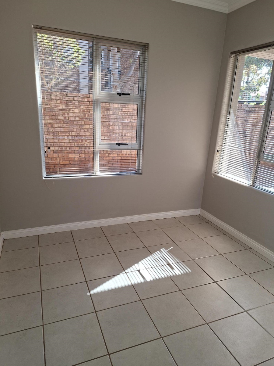 2 Bedroom Property for Sale in Montana Gauteng