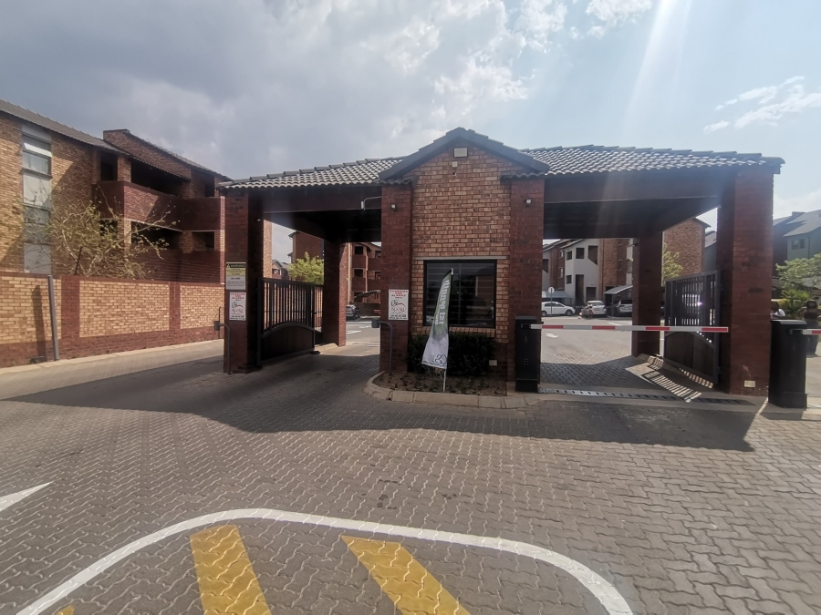 2 Bedroom Property for Sale in Alveda Park Gauteng