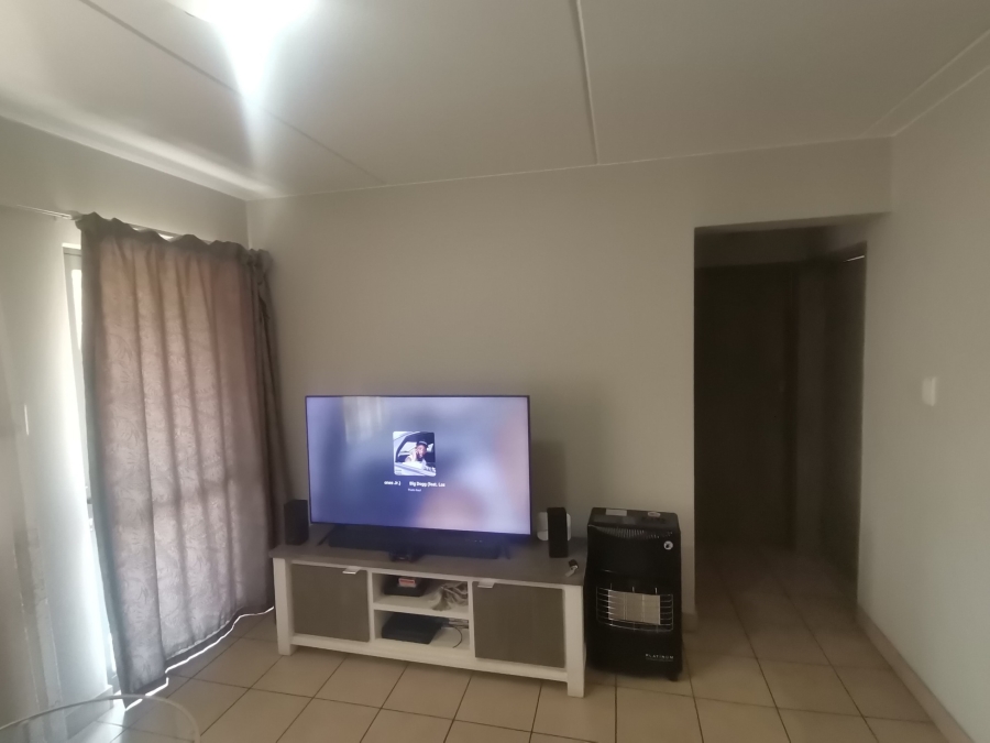 2 Bedroom Property for Sale in Alveda Park Gauteng