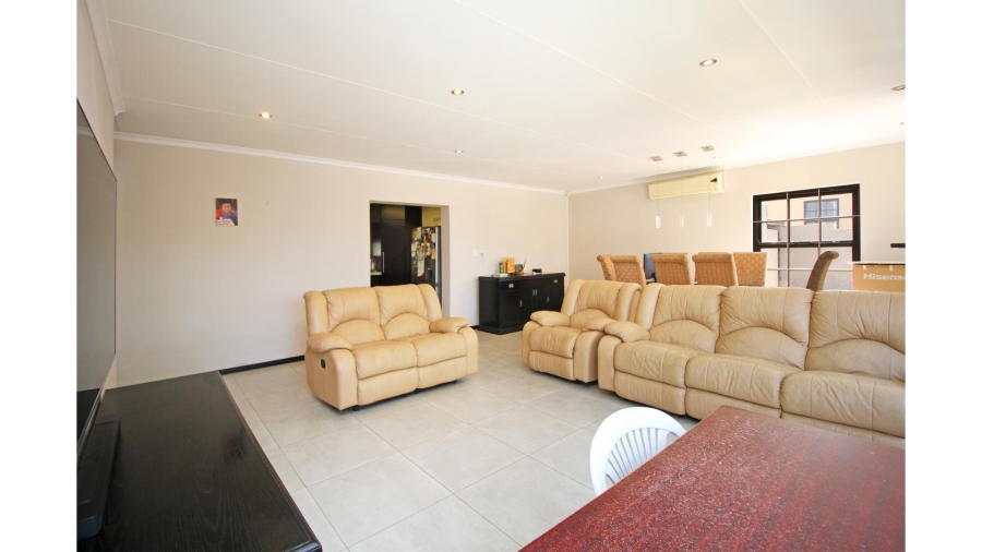 3 Bedroom Property for Sale in Kyalami Gauteng
