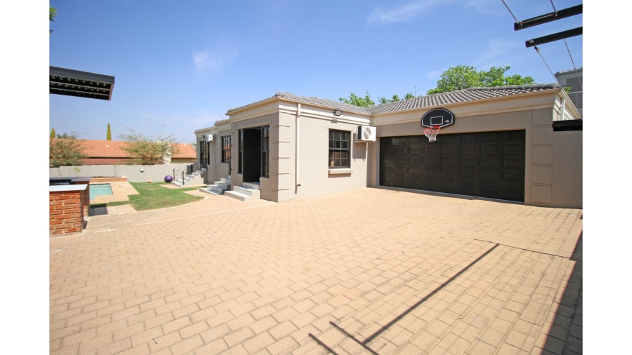3 Bedroom Property for Sale in Kyalami Gauteng