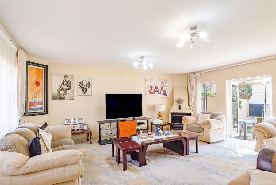 4 Bedroom Property for Sale in Six Fountains Residential Estate Gauteng