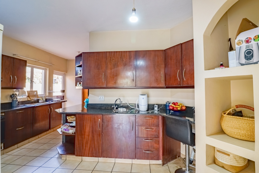 4 Bedroom Property for Sale in Six Fountains Residential Estate Gauteng