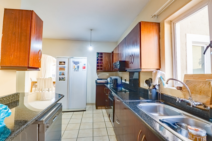 4 Bedroom Property for Sale in Six Fountains Residential Estate Gauteng