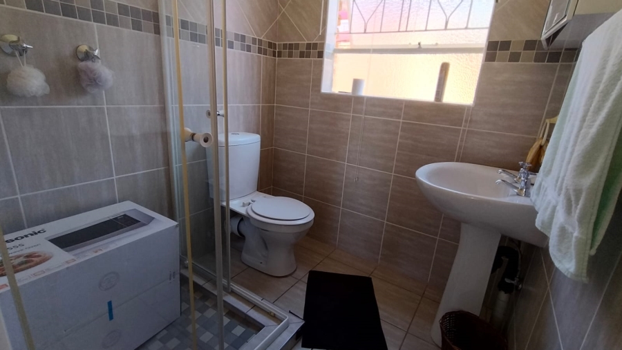 3 Bedroom Property for Sale in Noordheuwel Gauteng