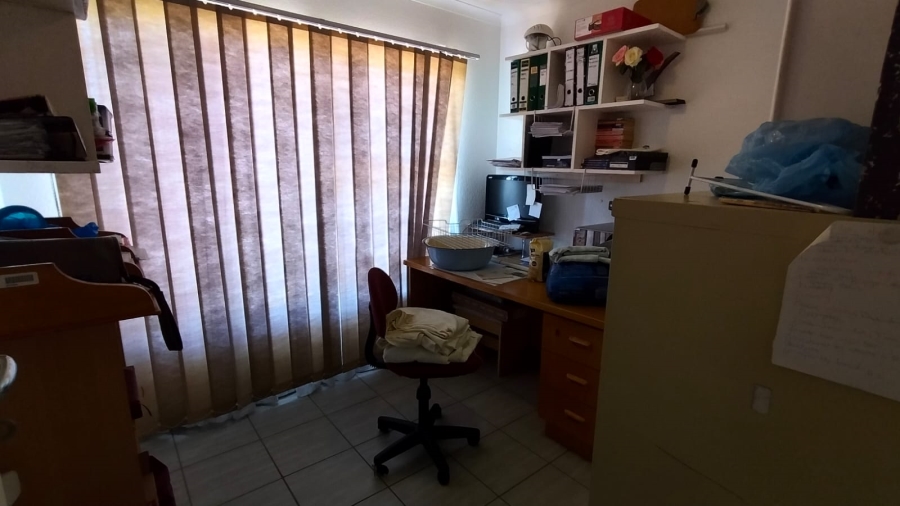 3 Bedroom Property for Sale in Noordheuwel Gauteng