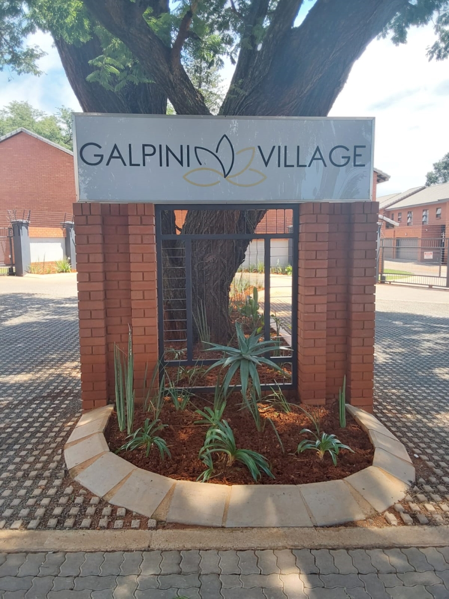 2 Bedroom Property for Sale in Theresa Park Gauteng