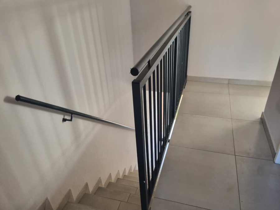 2 Bedroom Property for Sale in Theresa Park Gauteng
