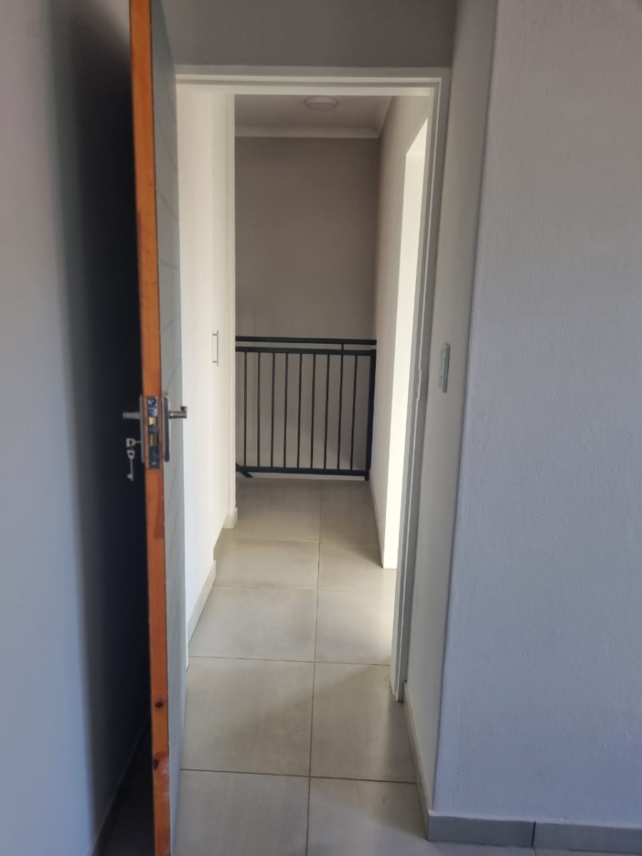 2 Bedroom Property for Sale in Theresa Park Gauteng