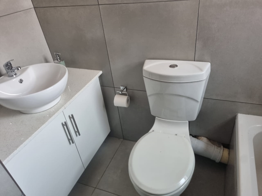 2 Bedroom Property for Sale in Theresa Park Gauteng