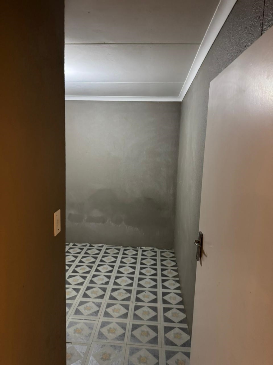 To Let 2 Bedroom Property for Rent in Lombardy West Gauteng