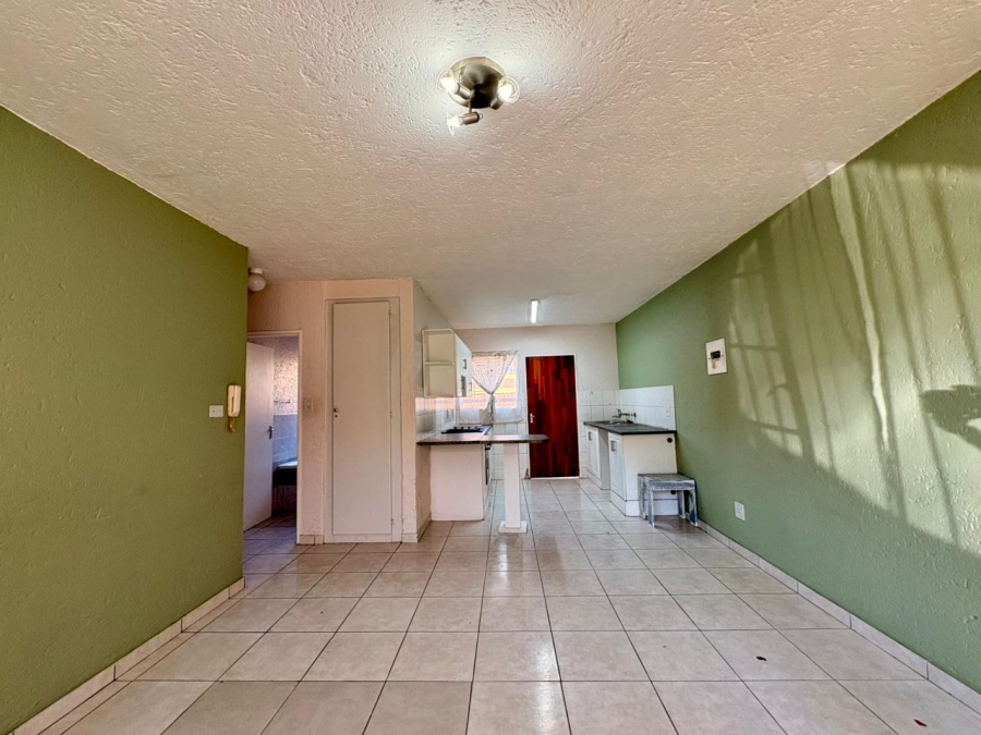 2 Bedroom Property for Sale in Kenleaf Gauteng