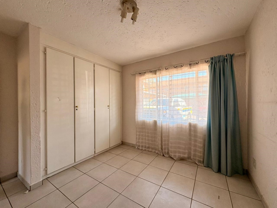 2 Bedroom Property for Sale in Kenleaf Gauteng