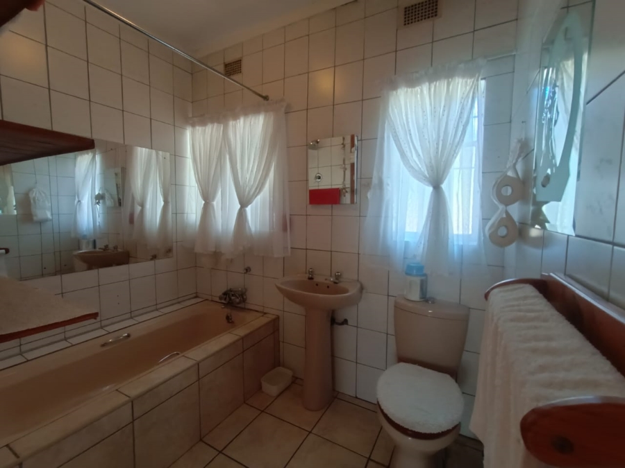 3 Bedroom Property for Sale in Vanderbijlpark SW 1 Gauteng