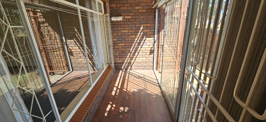 2 Bedroom Property for Sale in New Redruth Gauteng