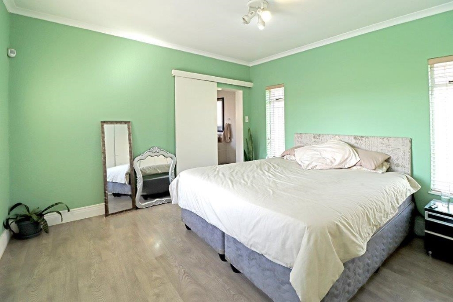 3 Bedroom Property for Sale in Marais Steyn Park Gauteng