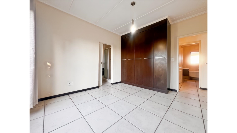 2 Bedroom Property for Sale in Douglasdale Gauteng