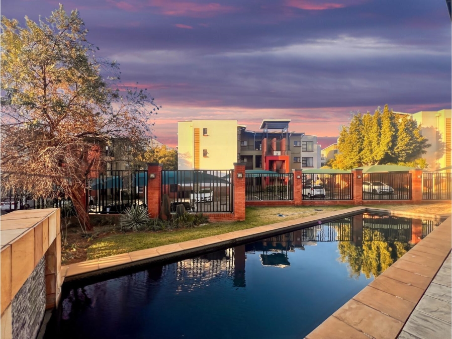 2 Bedroom Property for Sale in Douglasdale Gauteng