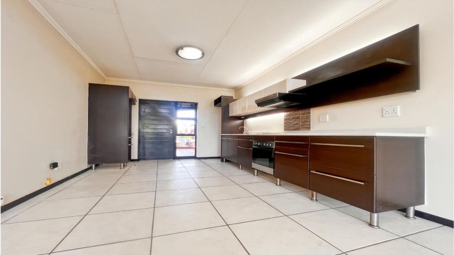 2 Bedroom Property for Sale in Douglasdale Gauteng