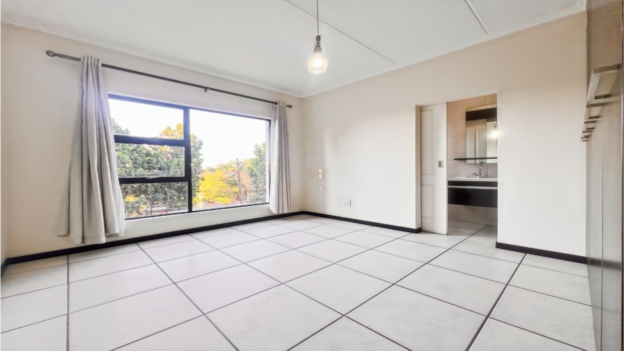 2 Bedroom Property for Sale in Douglasdale Gauteng