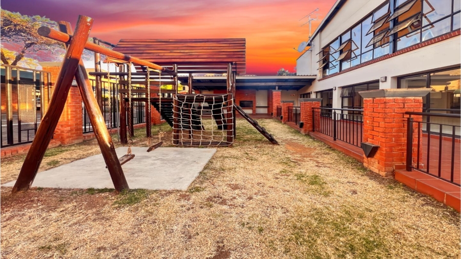 2 Bedroom Property for Sale in Douglasdale Gauteng