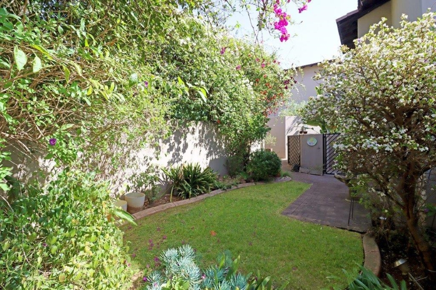 3 Bedroom Property for Sale in Sunnyrock Gauteng