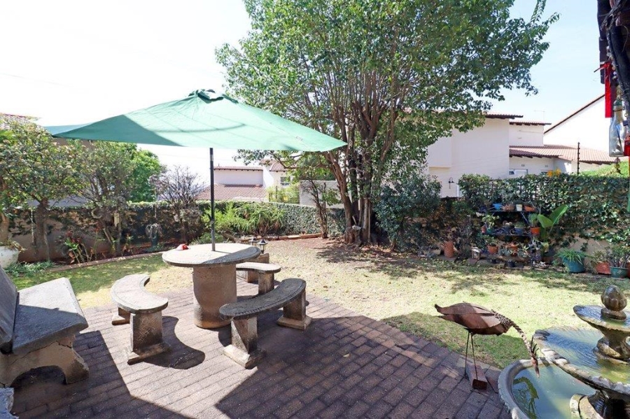 3 Bedroom Property for Sale in Sunnyrock Gauteng