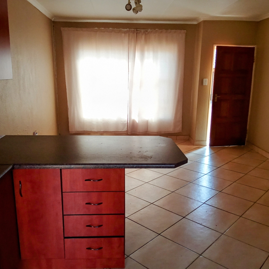 2 Bedroom Property for Sale in Groblerpark Gauteng