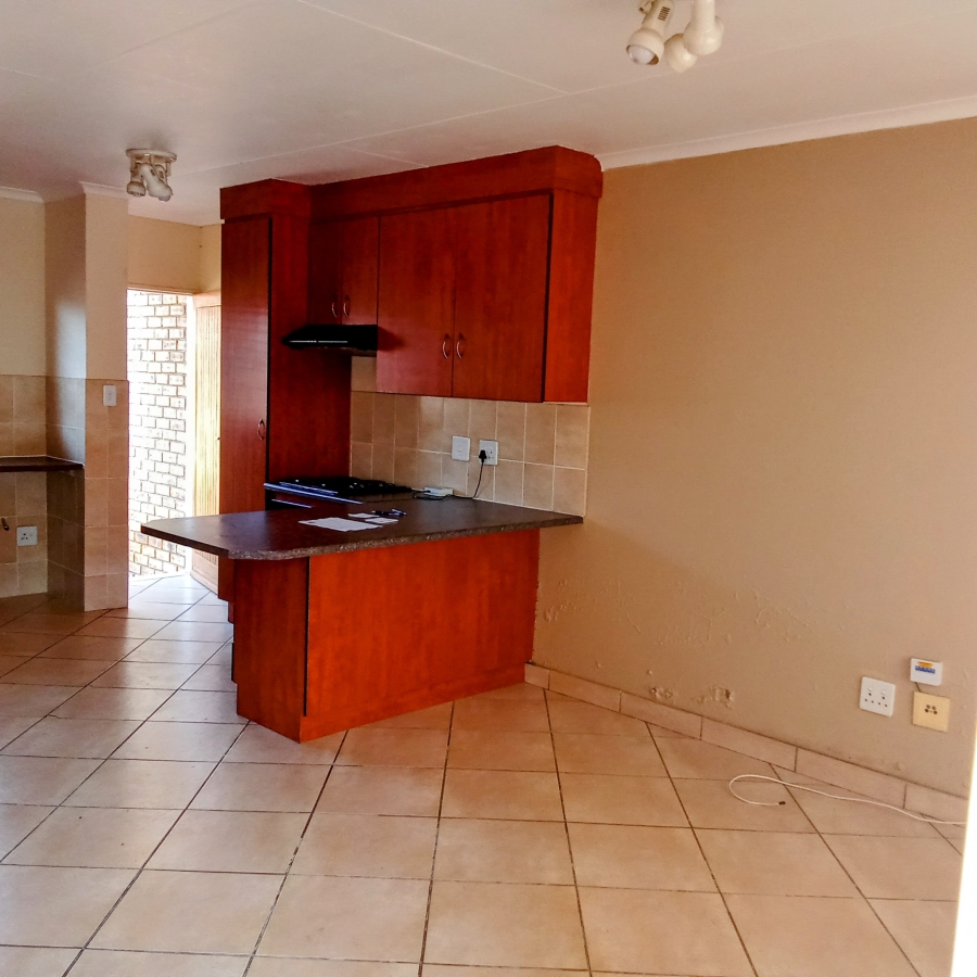 2 Bedroom Property for Sale in Groblerpark Gauteng